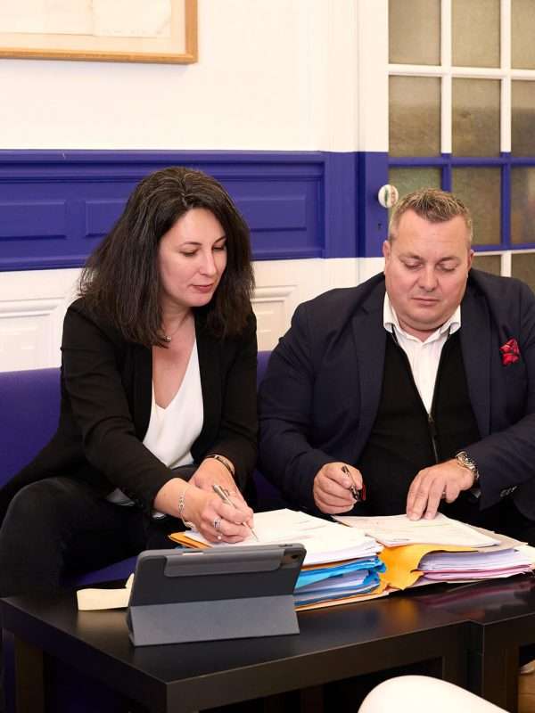 Grégoire et Noémie canap